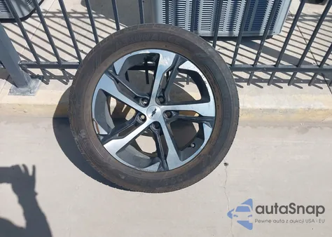 2024 Chevrolet Trax Fwd 1Rs z USA, uszkodzony, nr VIN KL77LGE24RC069453